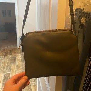 ❄️❄️A New Day Mini Crossboday!